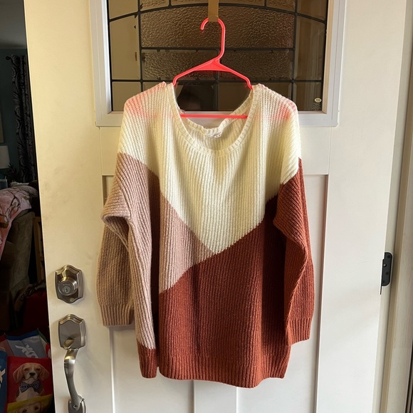 MAURICES neutral color block long sleeve sweater - Picture 3 of 3